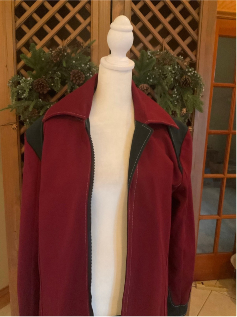 Volante Design Inc. Burgundy Long Coat Jacket Steampunk Gothic Cosplay Medium - Picture 3 of 9